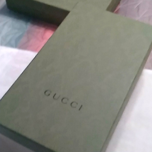 Authentic Gucci Shoes - Picture 1 of 5